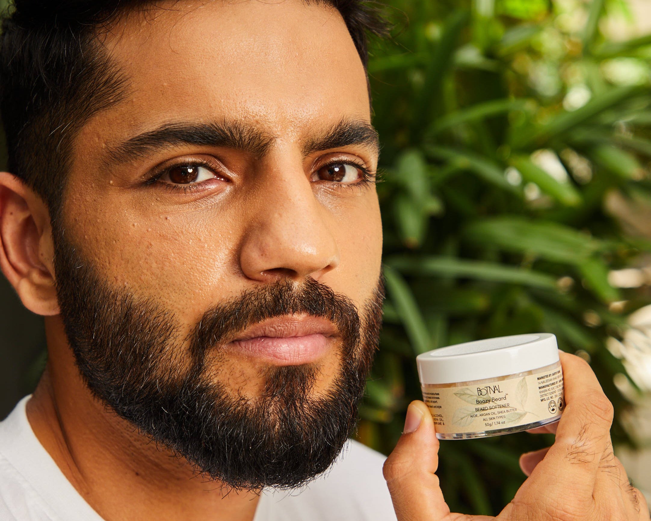 Grooming Essentials: How to Choose the Right Beard Softener for Your Needs