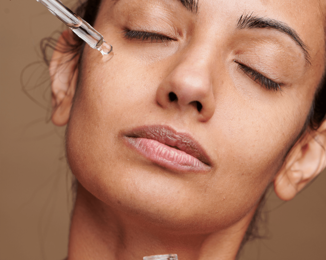 "Illuminating Your Skin: Unlocking the Power of Phyto Retinol and Hyaluronic Acid Serum for a Radiant Glow"